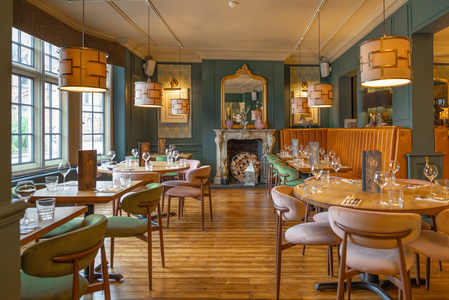 Wheatsheaf Sandbach Cheshire Gastro pub and Steakhouse boutique hotel